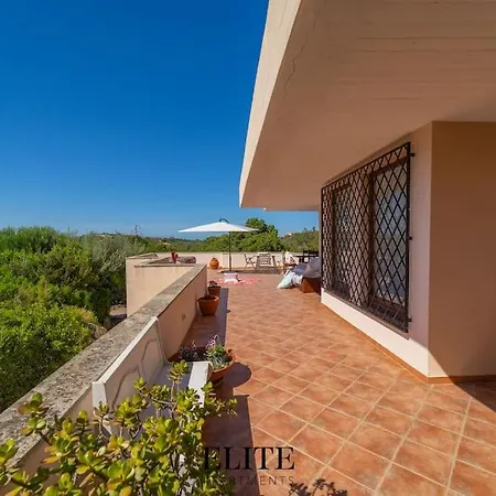 Rosa Con Vista Mare E Spa *