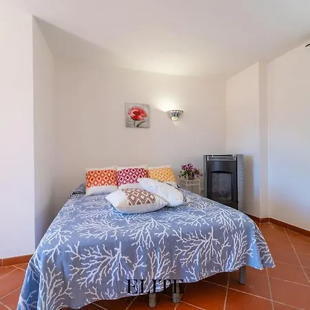 Rosa Con Vista Mare E Spa 别墅